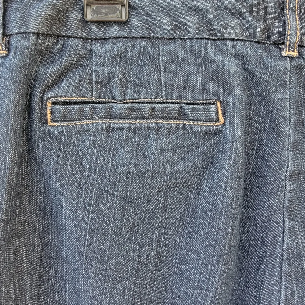 Khakis zipper closure blue jeans size 6 petit